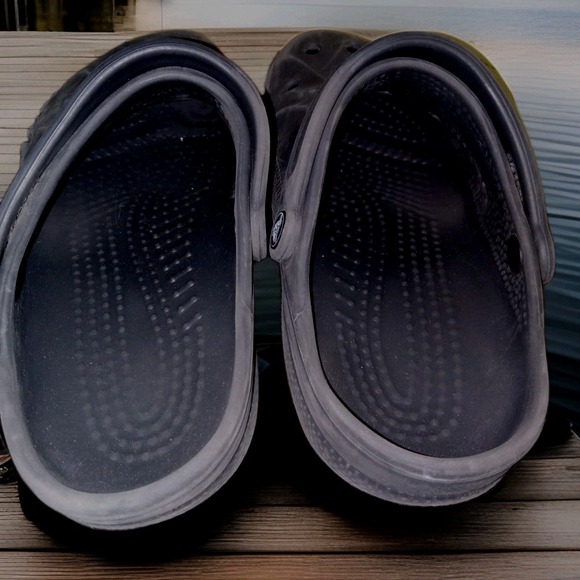 Crocs BLACK Baya Unisex Clog Water-Friendly Lightweight Slip on Shoes‎ M7/W9 - Picture 5 of 6